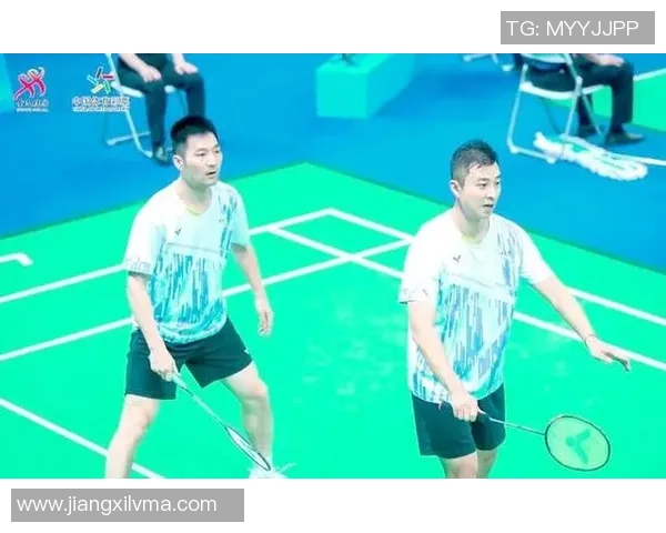 南京羽毛球队总决赛精彩回顾展现耐力与团队精神的完美结合 南京羽毛球队总决赛精彩回顾展现耐力与团队精神的完美结合